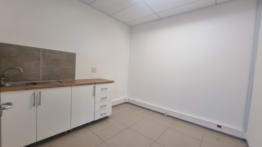 To Let Commercial Property for Rent in Foreshore Western Cape